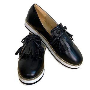 NWOT Black Slip On Oxford with Bow and Tassels Soft Sole 1" Platform Siz…